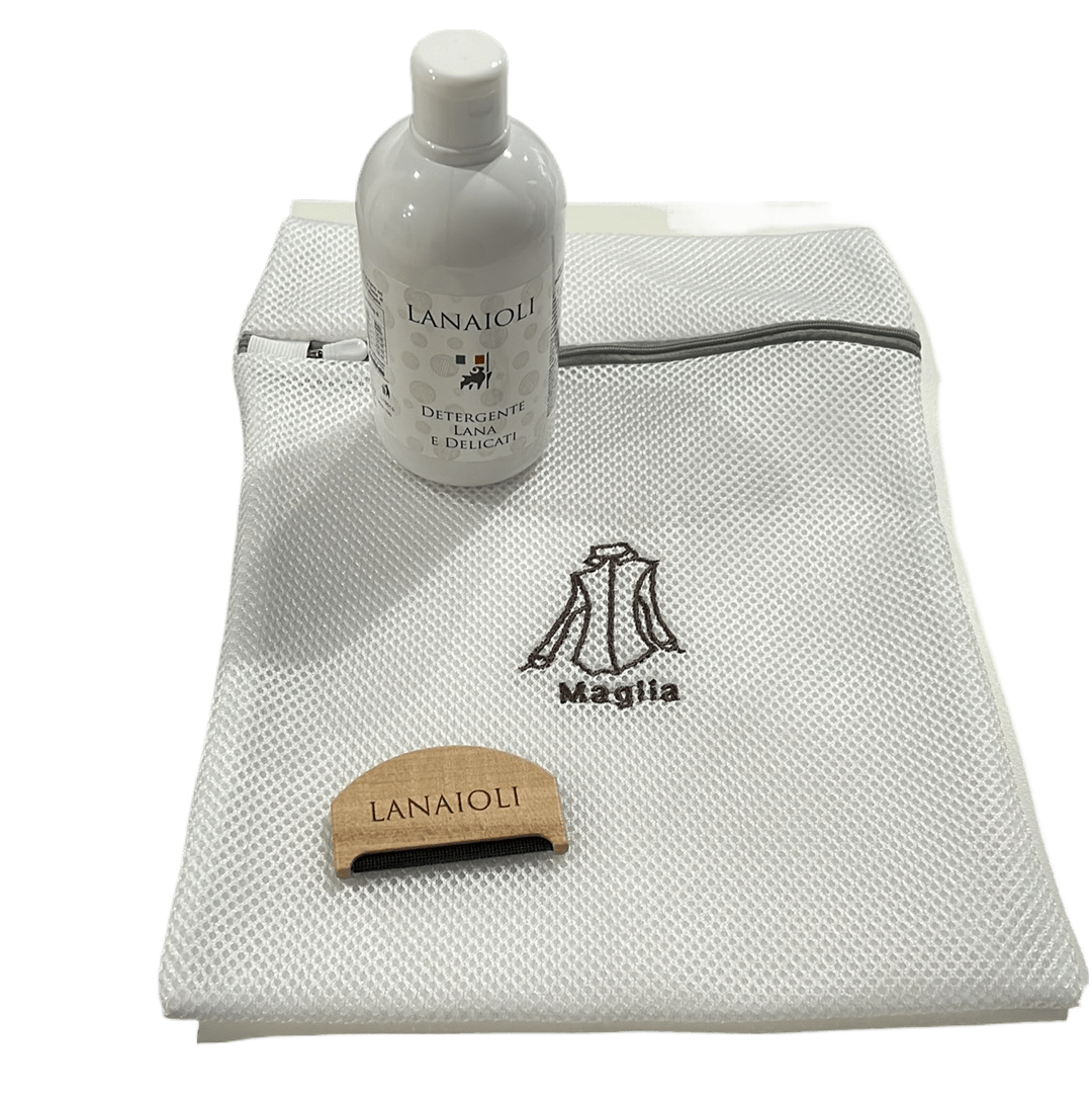 Complete delicate garment care kit